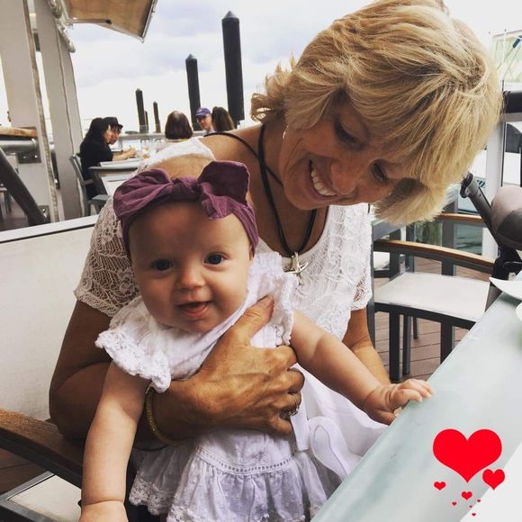 Meet your Posher, Laura - Picture 2 of 2